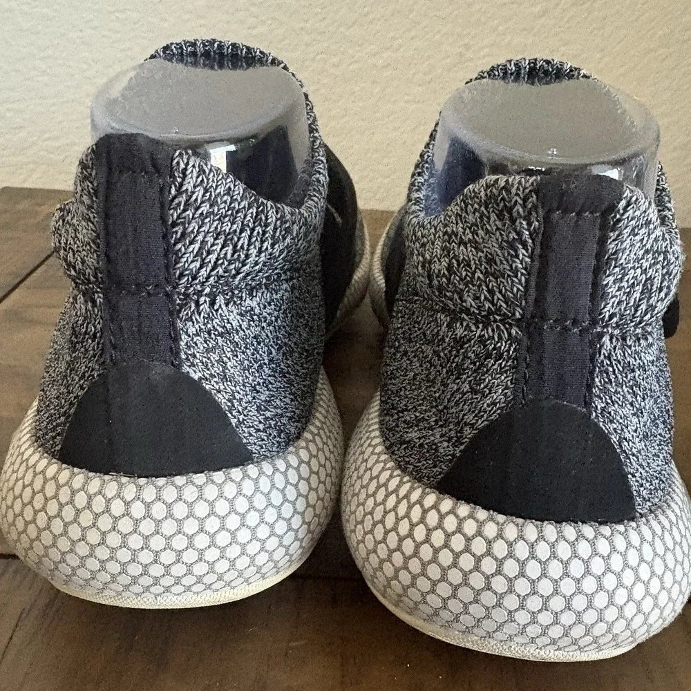 Under Armour HOVR Re-Charged Knit Laceless Athletic Shoes Sz US 7 Gray Black Men